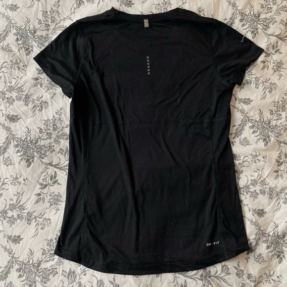 NIKE Black Dri Fit Running T Shirt Short Sleeve Top ✨ 50% OFF BUNDLES ✨ - Picture 8 of 8